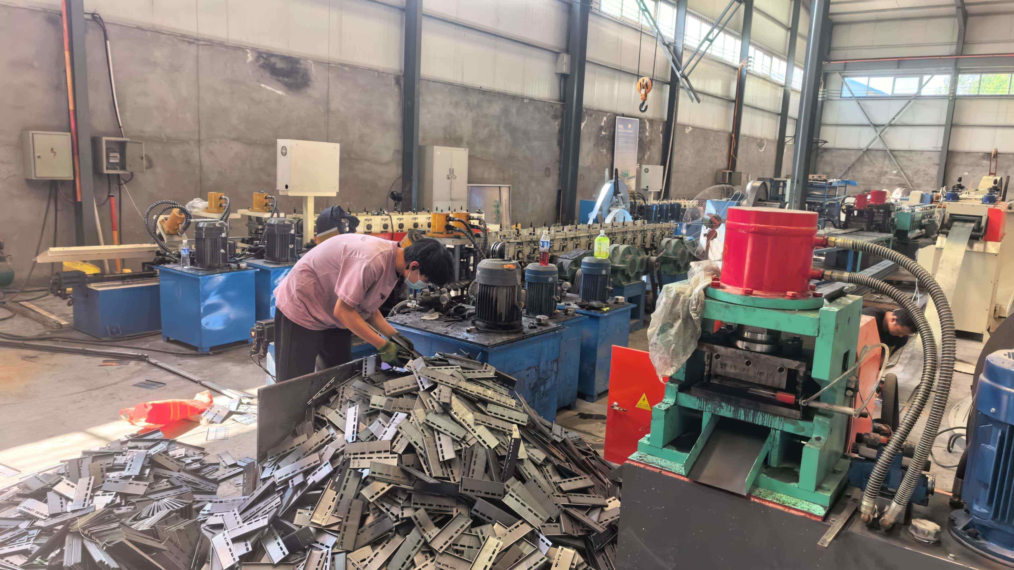 五家渠市铝合金桥架锌铝镁桥架 - 厂家